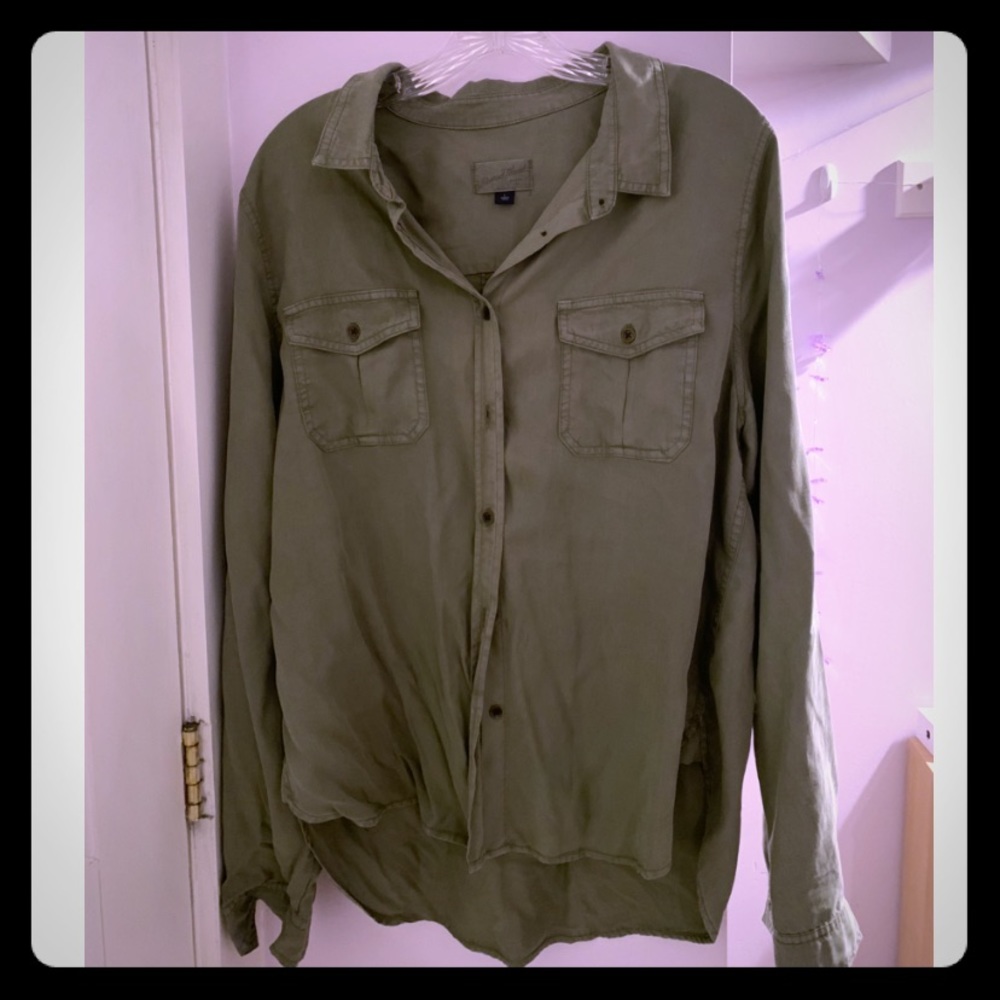 green shirt